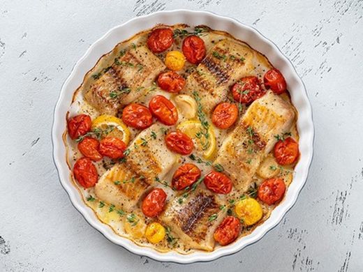 RECETA DE BACALAO AL HORNO CON TOMATES CHERRY Y LIMÓN