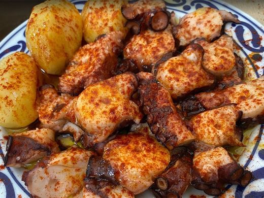 PULPO A LA GALLEGA: RECETA