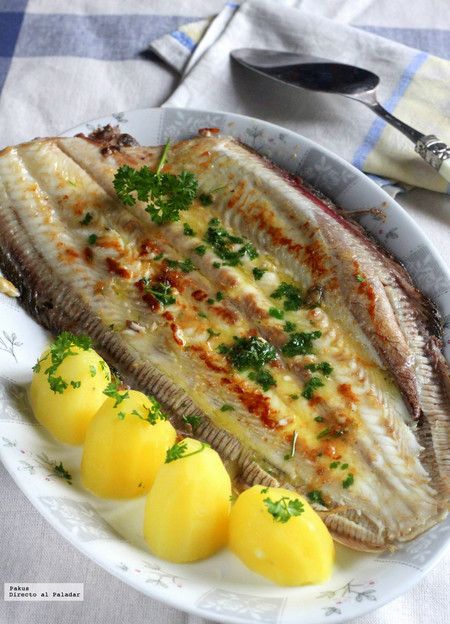 Lenguado de costa pelado y entero.