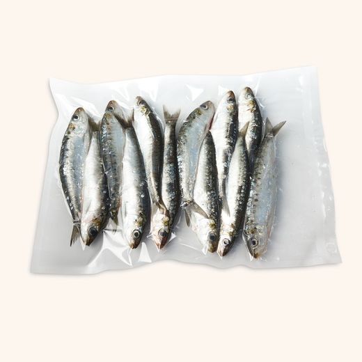 Sardina entera sin limpiar (1kg)
